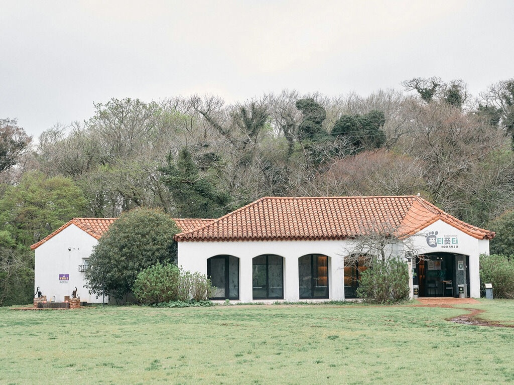 The Great 3 Pools house of Emily